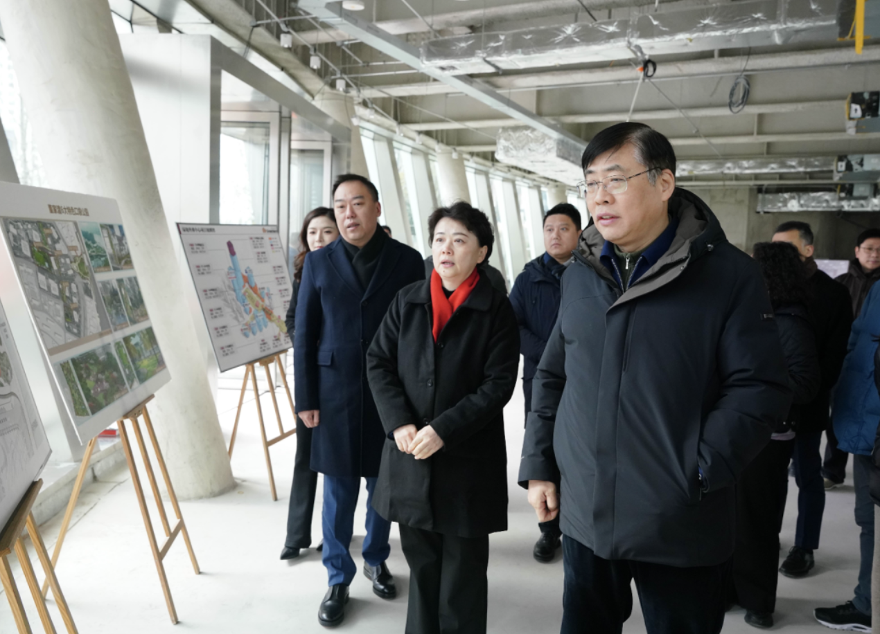 新春新气象 | 上海黄浦区委区政府开年调研就来到利来外滩中心，大力支持项目加速建设及招商运营，打造高质量发展新标杆